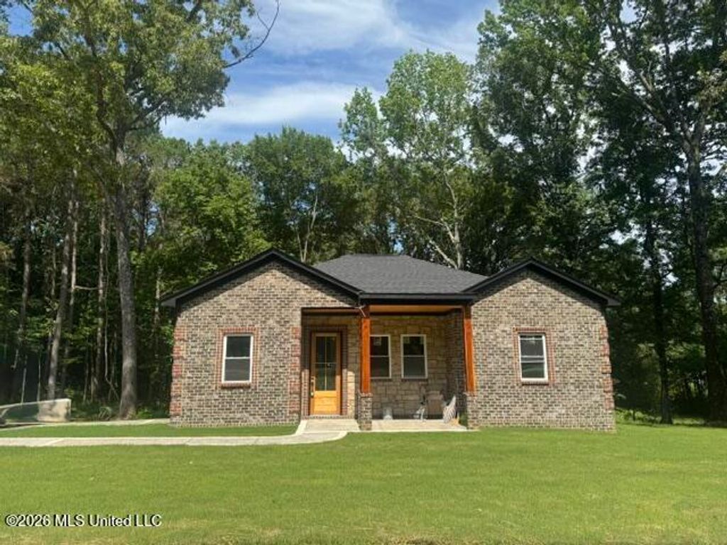 350 Taska Road, Red Banks, MS 38661 — exterior