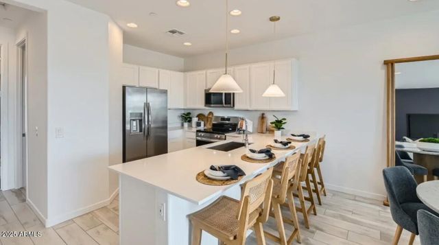 8149 E PETUNIA Avenue 1096, Mesa, AZ 85212