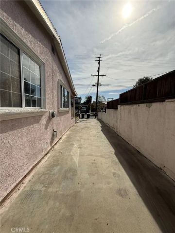 4081 Broadway, Huntington Park, CA 90255