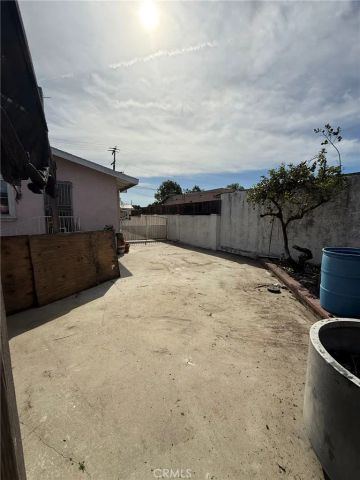 4081 Broadway, Huntington Park, CA 90255