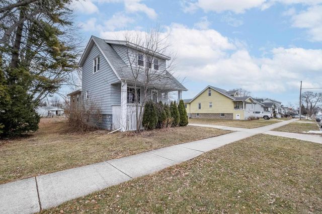 23725 Elmira Street, St Clair Shores, MI 48082