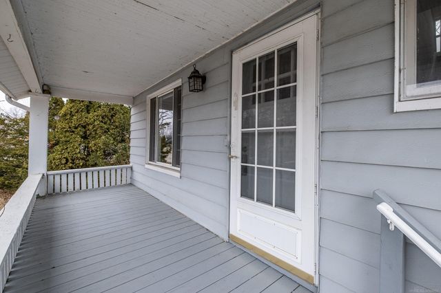 23725 Elmira Street, St Clair Shores, MI 48082