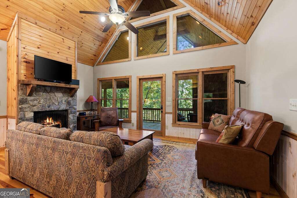 82 Queens Lane, Blue Ridge, GA 30513 — photo 4