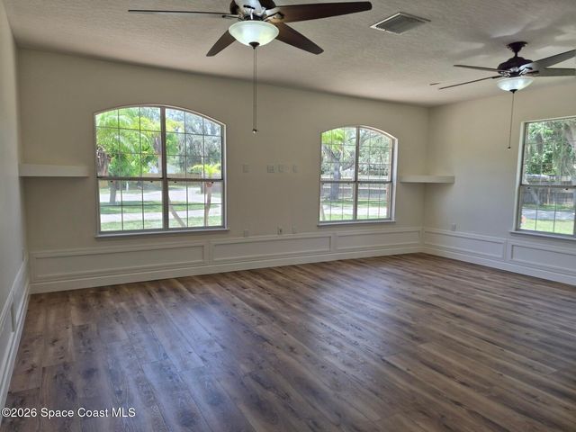 3347 Citation Way, Melbourne, FL 32935