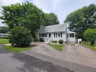 48 Wayland Trail 1, Narragansett, RI 02882