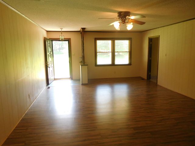 1902 Wilkinsville Hwy Highway, Gaffney, SC 29340