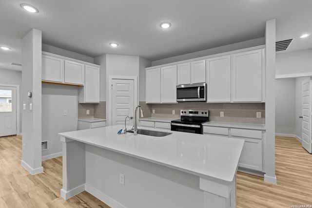 8424 Rocket View, San Antonio, TX 78263