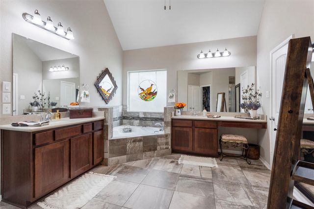 4214 Evergreen Drive, Friendswood, TX 77546