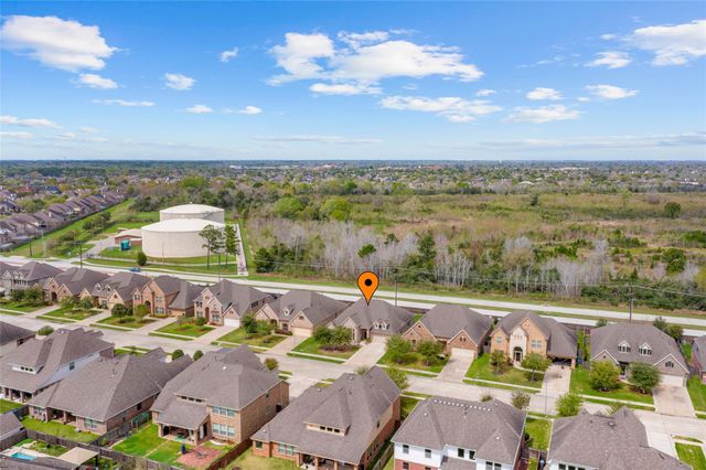 4214 Evergreen Drive, Friendswood, TX 77546