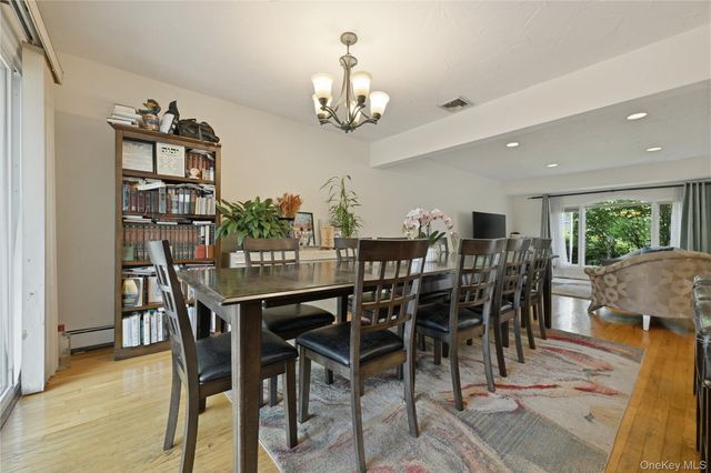 2998 Joyce Lane, Merrick, NY 11566