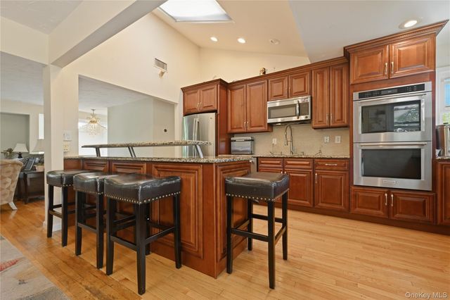 2998 Joyce Lane, Merrick, NY 11566