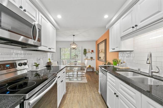 149 NW 70th St 101C, Boca Raton, FL 33487