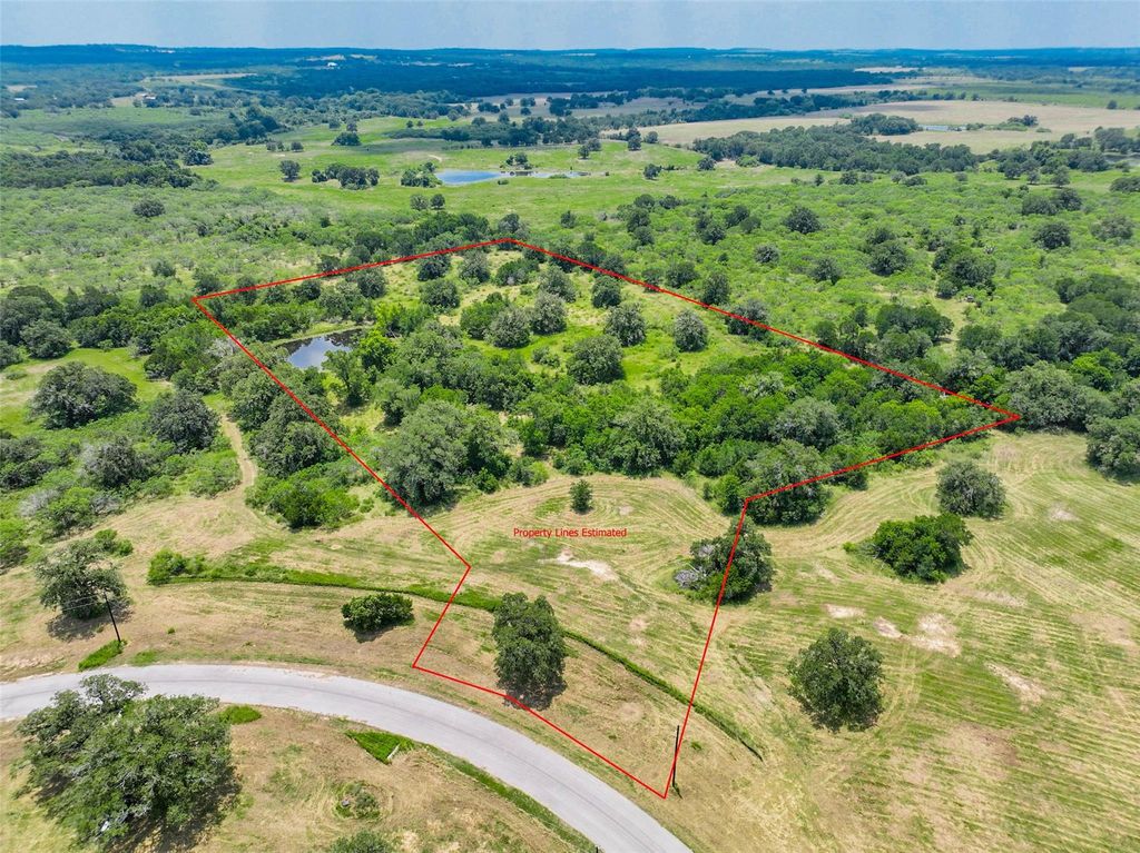 159 Starlight Path, Red Rock, TX 78662
