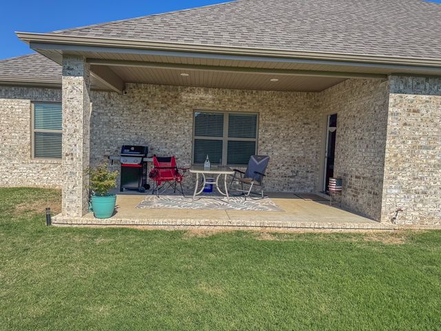 171 N Banner Avenue, Farmington, AR 72730
