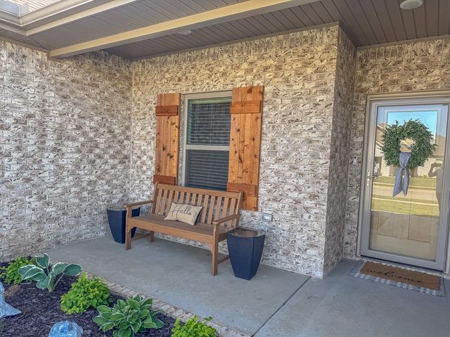 171 N Banner Avenue, Farmington, AR 72730