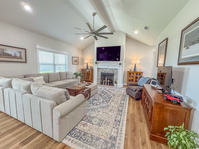171 N Banner Avenue, Farmington, AR 72730