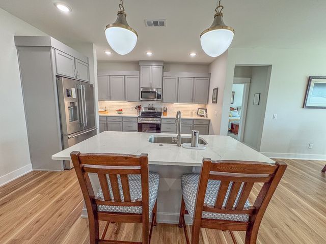 171 N Banner Avenue, Farmington, AR 72730