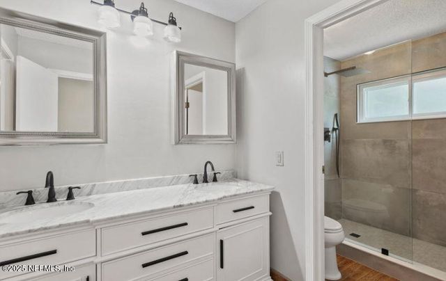 10259 CLASSIC OAK Road N, Jacksonville, FL 32225