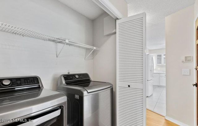 10259 CLASSIC OAK Road N, Jacksonville, FL 32225