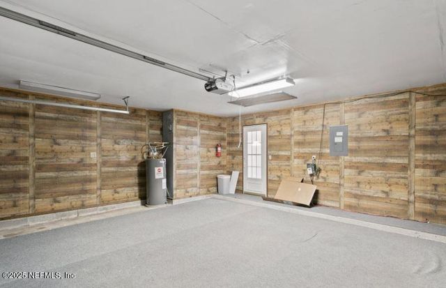 10259 CLASSIC OAK Road N, Jacksonville, FL 32225