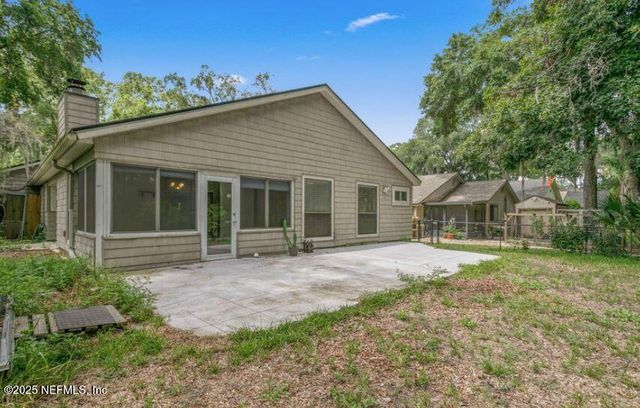 10259 CLASSIC OAK Road N, Jacksonville, FL 32225