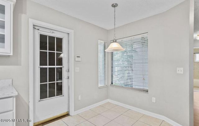 10259 CLASSIC OAK Road N, Jacksonville, FL 32225