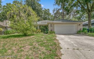 10259 CLASSIC OAK Road N, Jacksonville, FL 32225