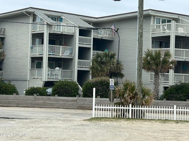 1801 Canal Drive B4, Carolina Beach, NC 28428