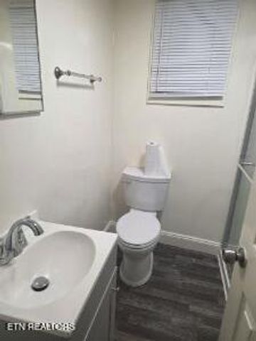 517 Cherry St, Lafollette, TN 37766