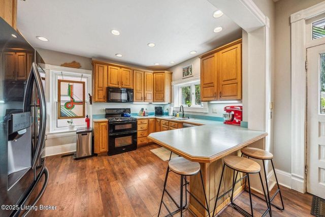 1375 S 2nd St, Louisville, KY 40208