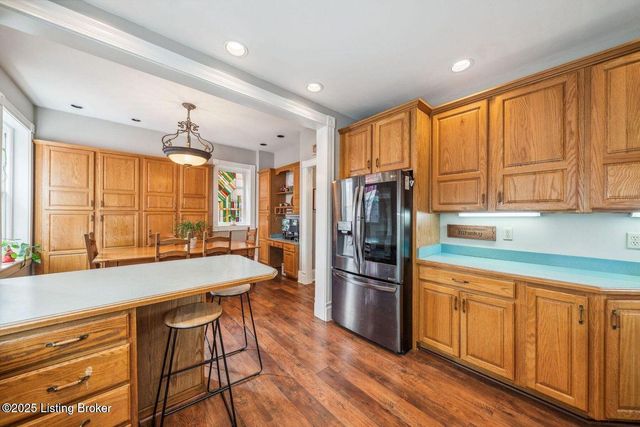 1375 S 2nd St, Louisville, KY 40208