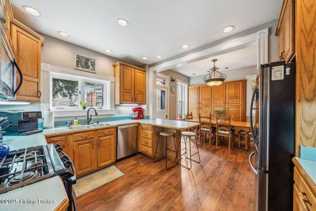 1375 S 2nd St, Louisville, KY 40208