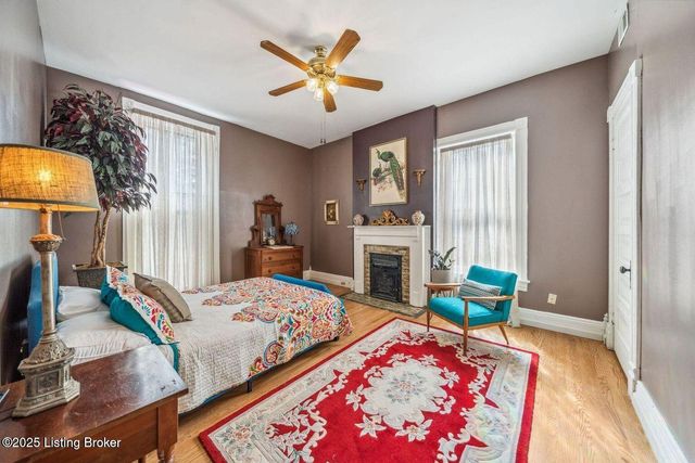 1375 S 2nd St, Louisville, KY 40208