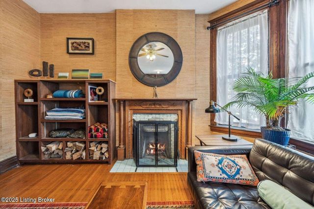 1375 S 2nd St, Louisville, KY 40208