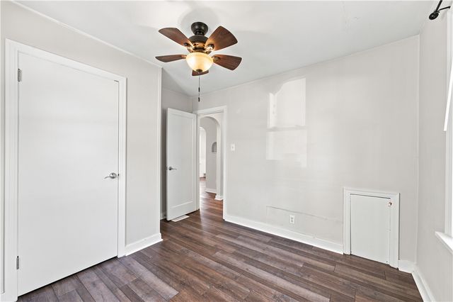 97 1st St, Ross Twp, PA 15229