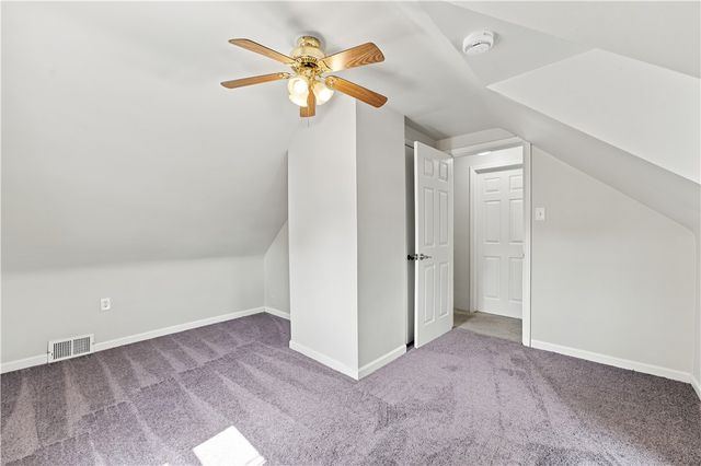 97 1st St, Ross Twp, PA 15229