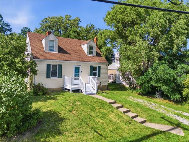 97 1st St, Ross Twp, PA 15229