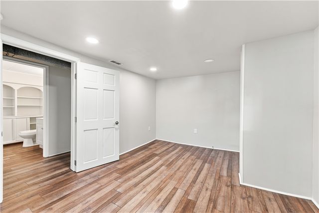 97 1st St, Ross Twp, PA 15229