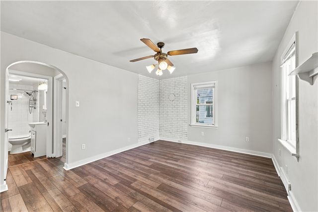 97 1st St, Ross Twp, PA 15229
