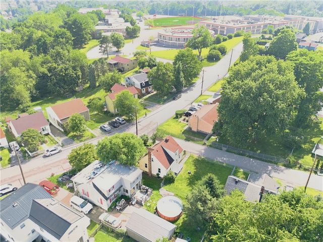 97 1st St, Ross Twp, PA 15229