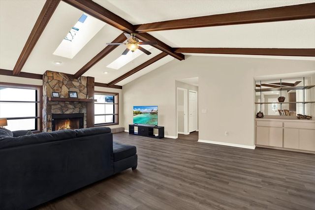 401 RUNNING HORSE ROAD, Seffner, FL 33584