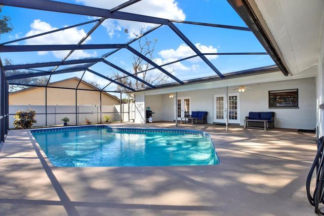 401 RUNNING HORSE ROAD, Seffner, FL 33584
