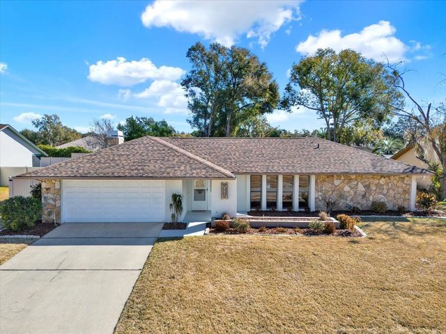 401 RUNNING HORSE ROAD, Seffner, FL 33584