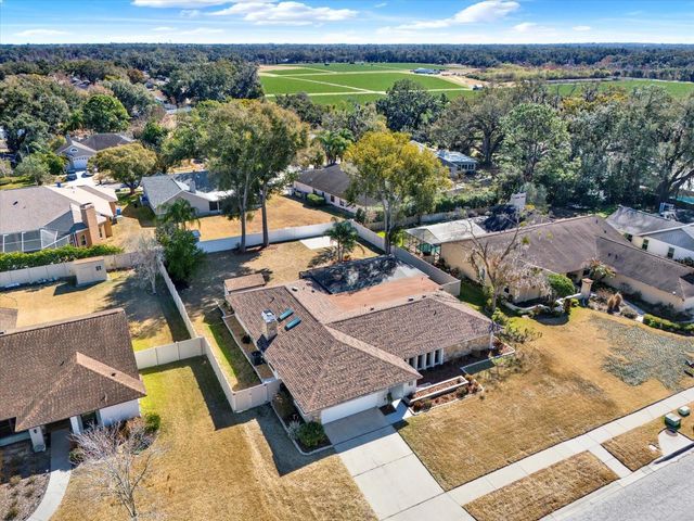 401 RUNNING HORSE ROAD, Seffner, FL 33584