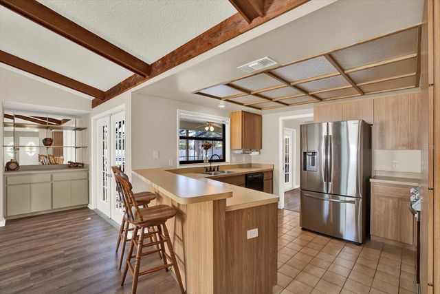 401 RUNNING HORSE ROAD, Seffner, FL 33584