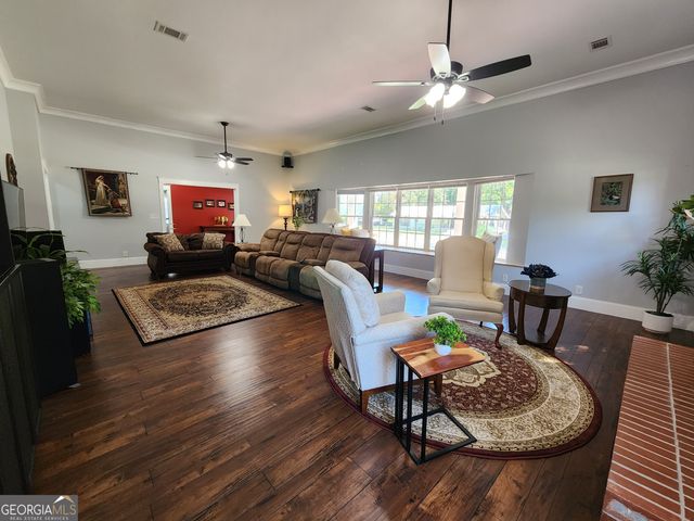 9800 Deepstep Road, Sandersville, GA 31082