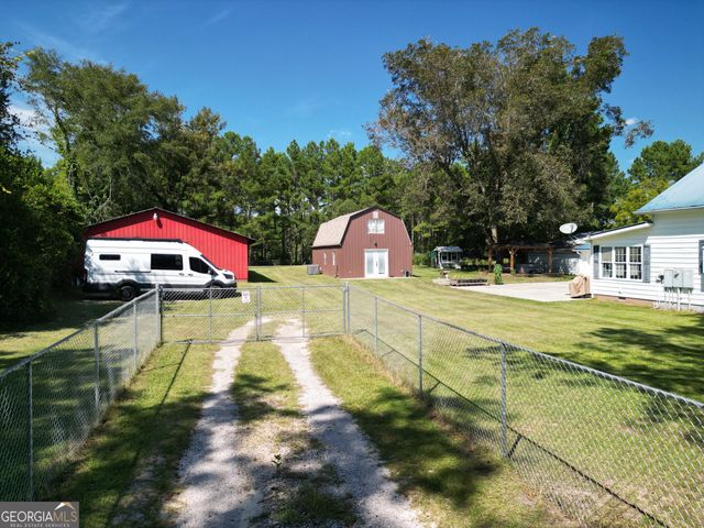 9800 Deepstep Road, Sandersville, GA 31082