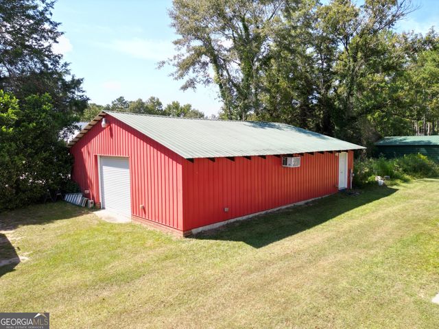 9800 Deepstep Road, Sandersville, GA 31082