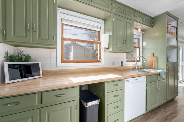 6400 N Longmont, Park City, KS 67219