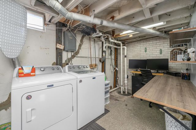 6400 N Longmont, Park City, KS 67219